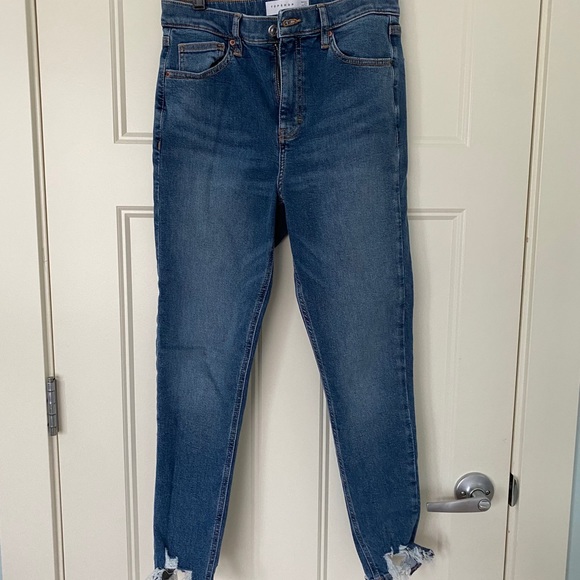 TopShop Jamie Jagged Hem Jeans - Picture 1 of 1